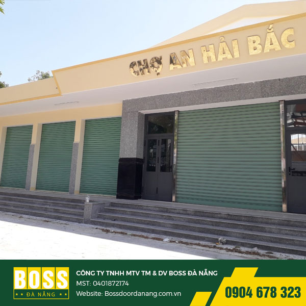 Cua-cuon-dai-loan-0-7mm-bossdoordanang
