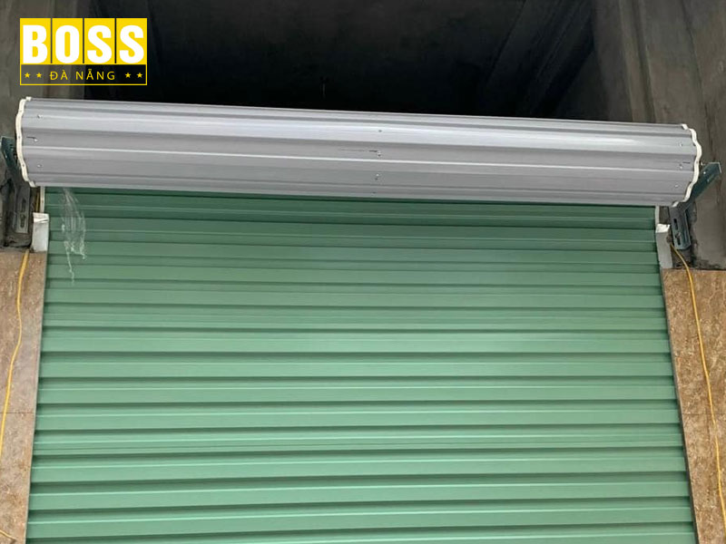 cach-chon-mo-to-cua-cuon-tai-da-nang-bossdoor