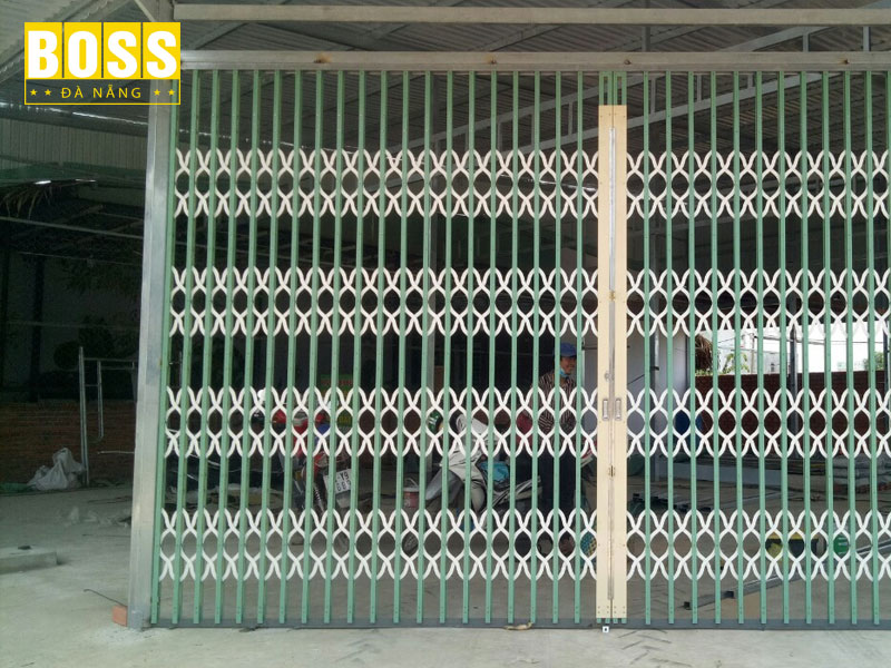 Kich-thuoc-cua-cua-sat-keo-1-bossdoordanang