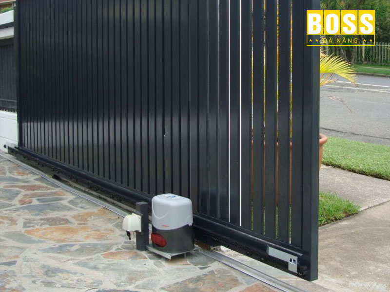 Kiem-tra-cac-thanh-phan-cua-cong-tu-dong-bossdoordanang