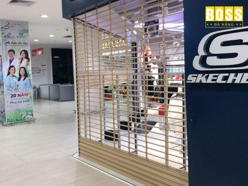 Cong-trinh-showroom-skechers-gomart-bossdoordanang-3