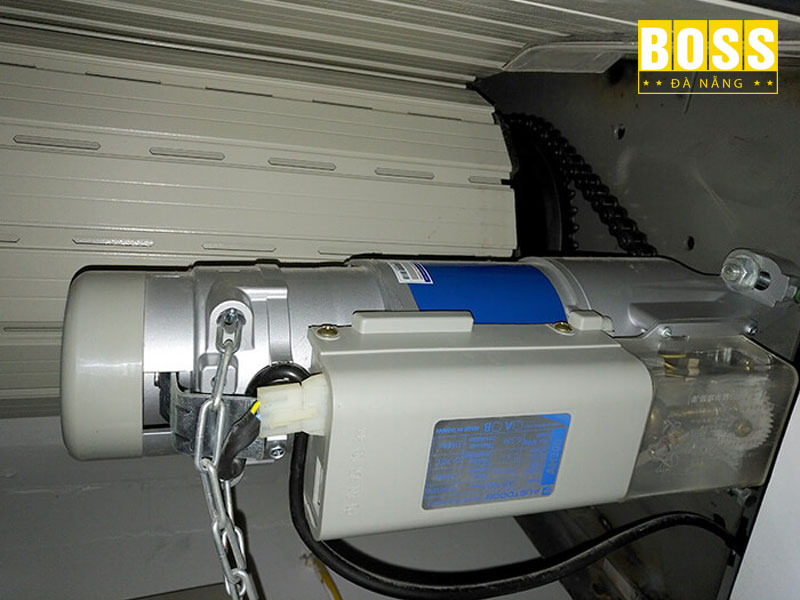 Kinh-nghiem-chon-mua-motor-cua-cuon-chat-luong-bossdoordanang