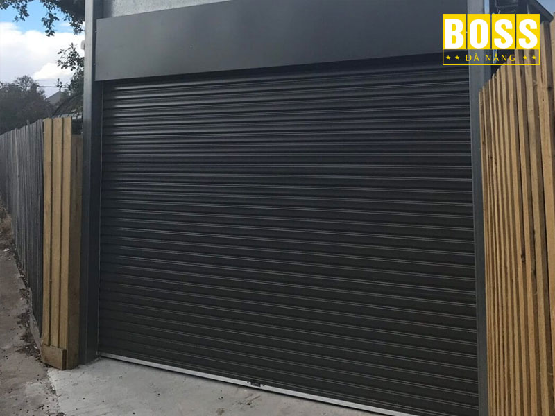 1-bo-cua-cuon-gia-bao-nhieu-bossdoordanang