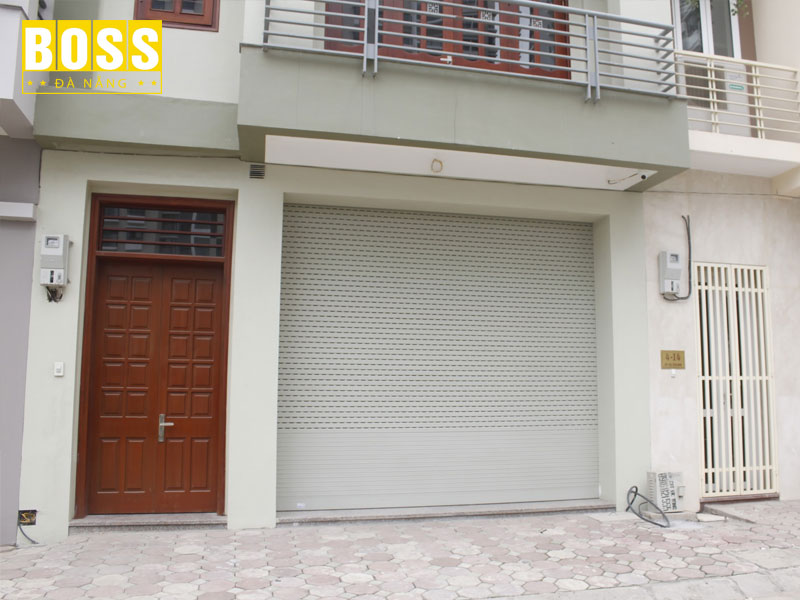 Ung-dung-cua-cuon-tu-dong-trong-nha-o-bossdoordanang