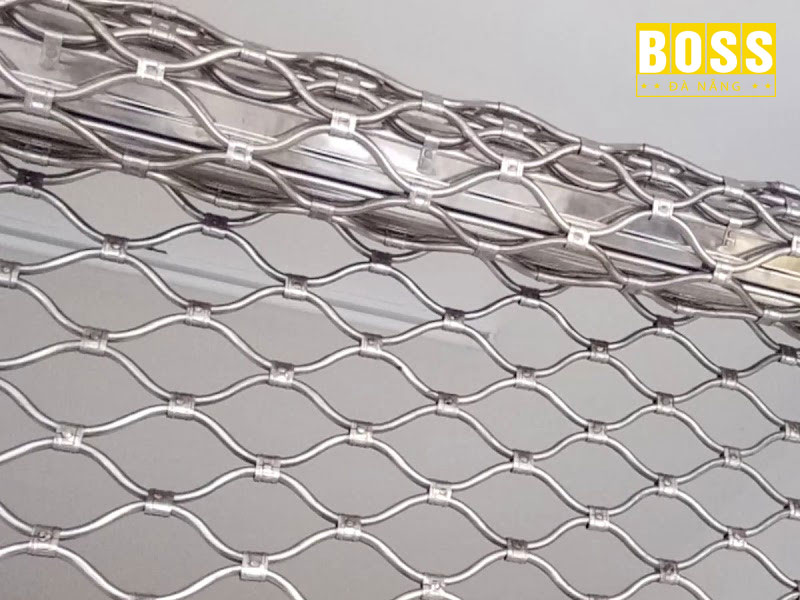 Cua-cuon-luoi-la-gi-bossdoordanang