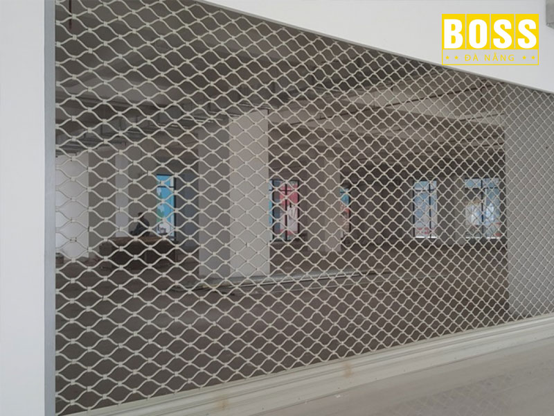 Cua-cuon-luoi-la-gi-bossdoordanang