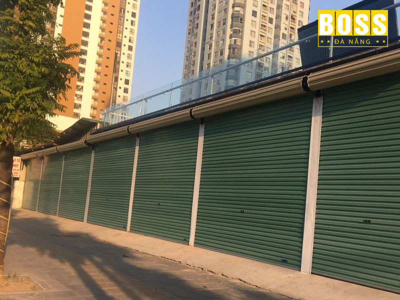 Nhuoc-diem-cua-cua-cuon-tay-keo-bossdoordanang