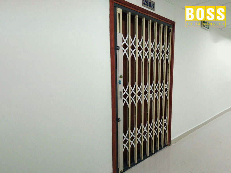 Cua-keo-bang-nhom-bossdoordanang