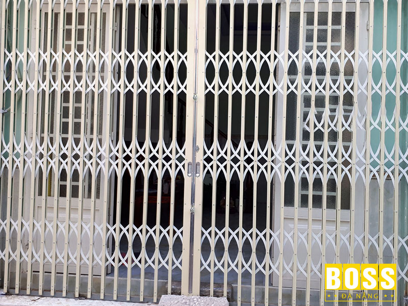 Cua-keo-nhom-bossdoordanang