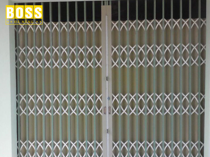 Uu-diem-cua-cua-keo-cong-nghe-moi-bossdoordanang