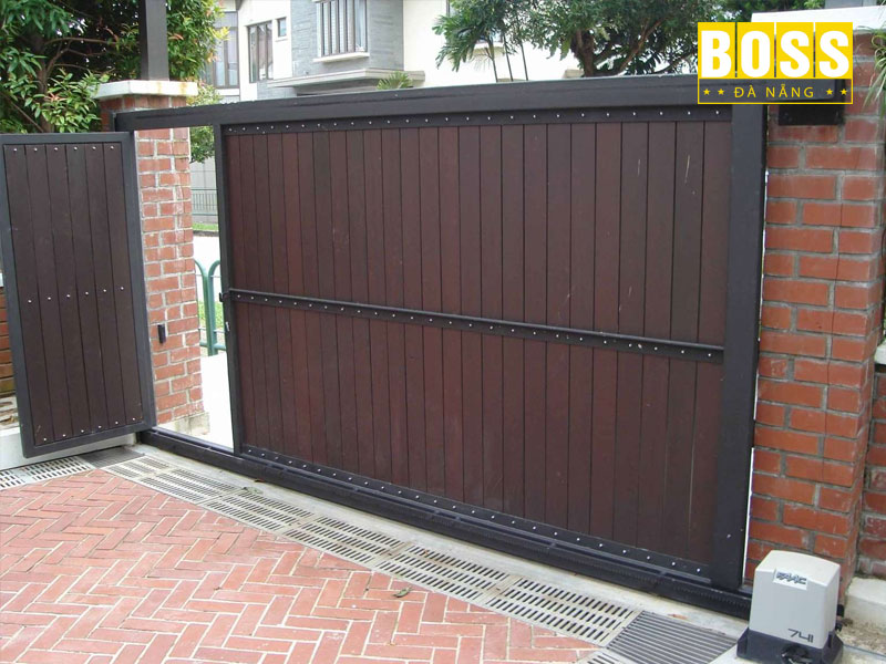 Nhung-dieu-can-biet-khi-lap-cong-tu-dong-bossdoordanang