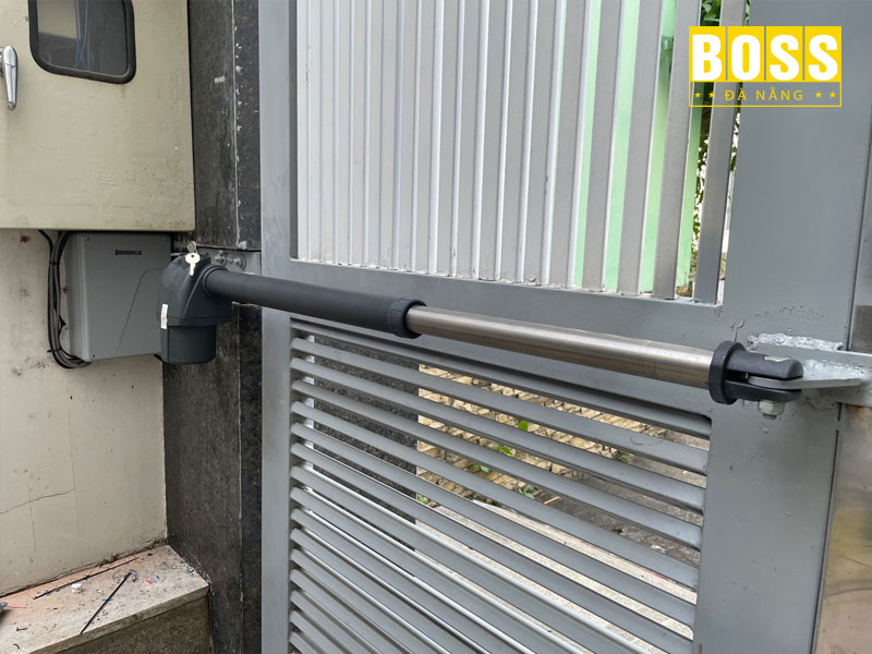 Phu-kien-di-kem-bossdoordanang