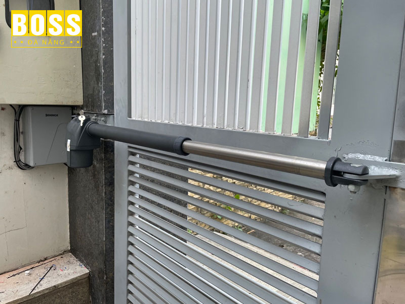 Cong-nghe-moi-trong-cong-tu-dong-bossdoordanang