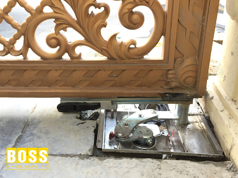 Loi-ich-cua-cong-nghe-moi-trong-cong-tu-dong-bossdoordanang