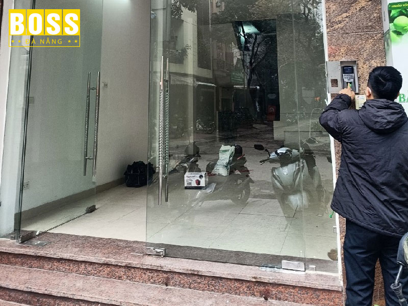 Bo-mo-cua-cuon-bang-van-tay-la-gi-bossdoordanang