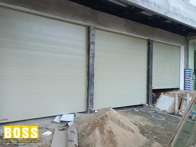 Cua-cuon-tin-bao-phat-bossdoordanang