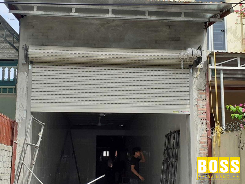 Nhung-dieu-can-luu-y-khi-su-dung-cua-cuon-bossdoordanang