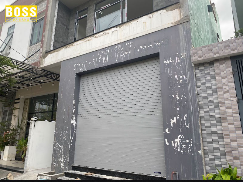 Bossdoor-da-nang-don-vi-thi-cong-cua-cuon-austdoor-uy-tin-bossdoordanang